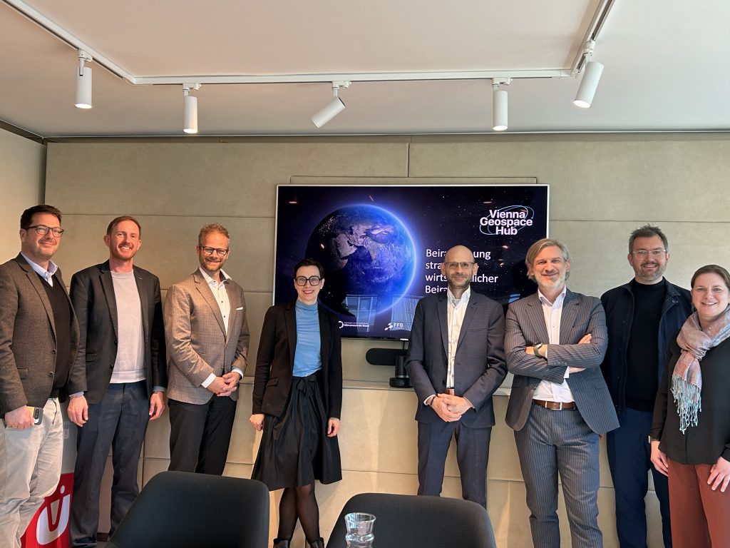 Gruppenfoto des strategisch-wirtschaftlichen Beirats